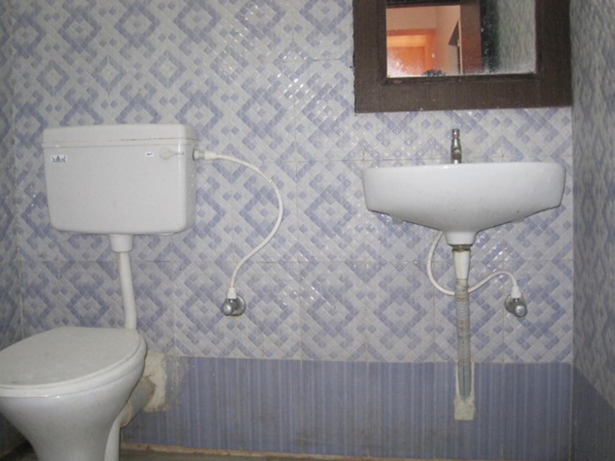 Hotel Arya Palace Puri Luaran gambar